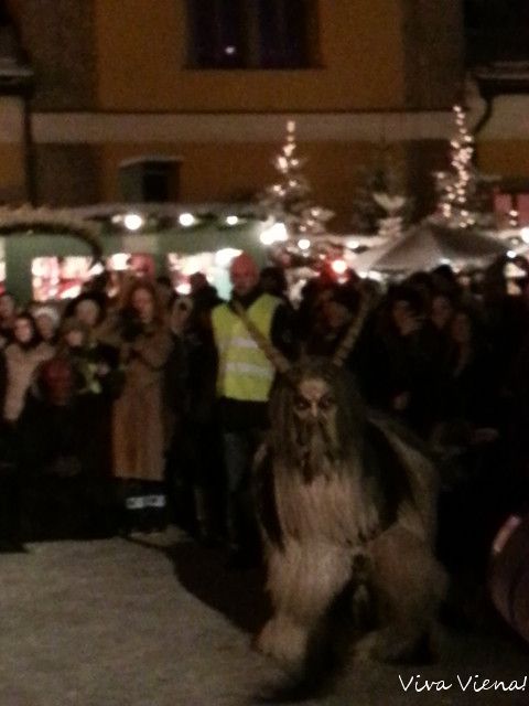 Krampus e São Nicolau