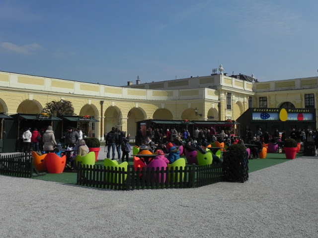 Feirinha de Páscoa no Palácio Schönbrunn