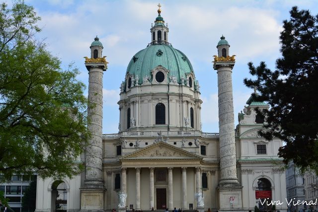 {Karlskirche} Igreja São Carlos em Viena