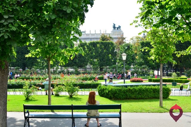 Jardim em Viena: Volksgarten