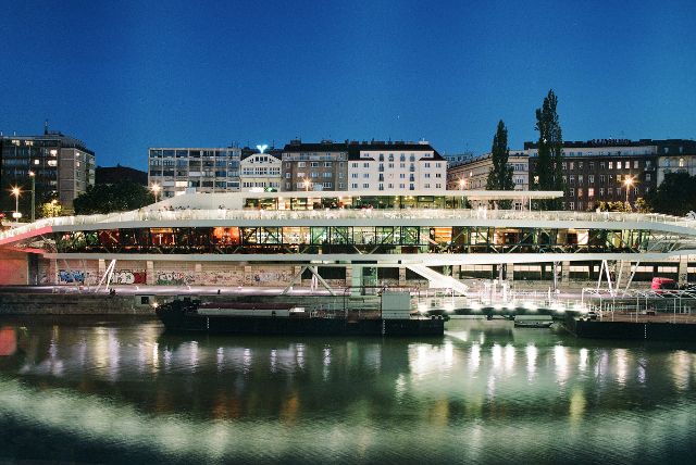 Motto am Fluss – restaurante no Danúbio